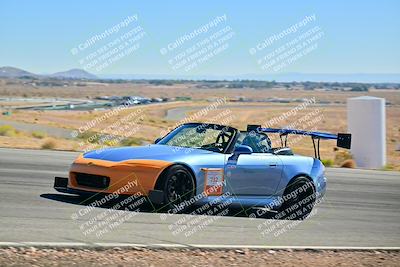 media/Oct-18-2025-Extreme Speed (Sat) [[d6d7e1fef1]]/Group 1 Red/Session 2 (Turn 3)/